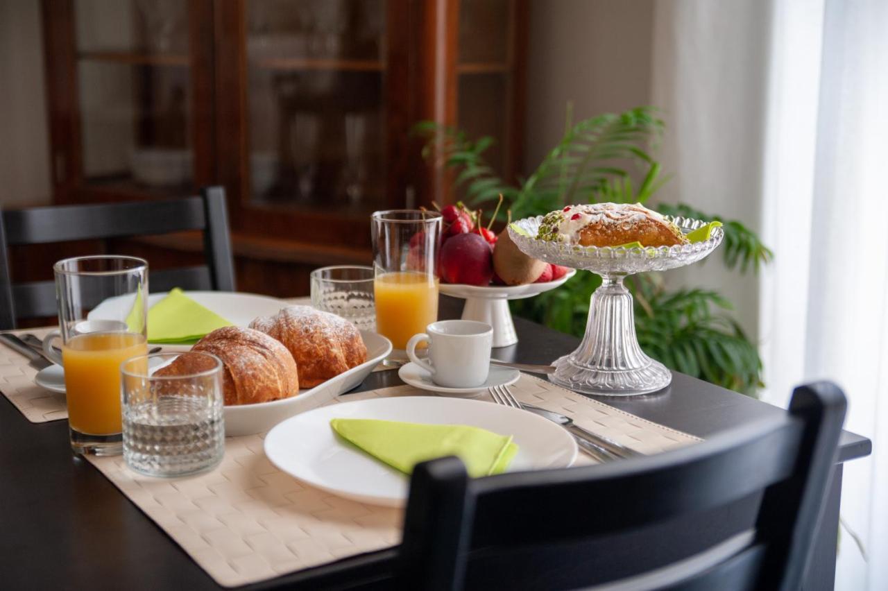 ريبوسْتو Casa Del Marchese B&B المظهر الخارجي الصورة